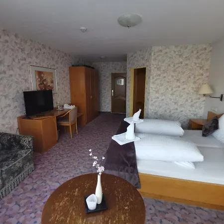 Отель Haus Am Зиммерат