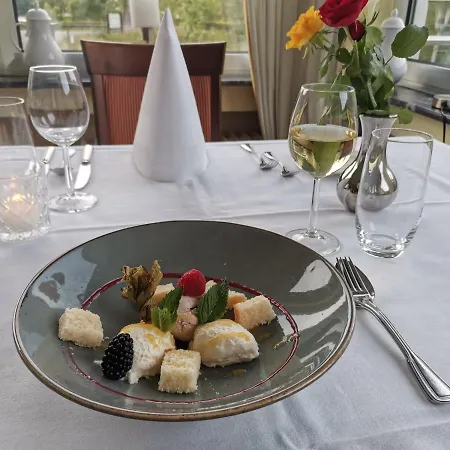 Haus Am Отель Зиммерат