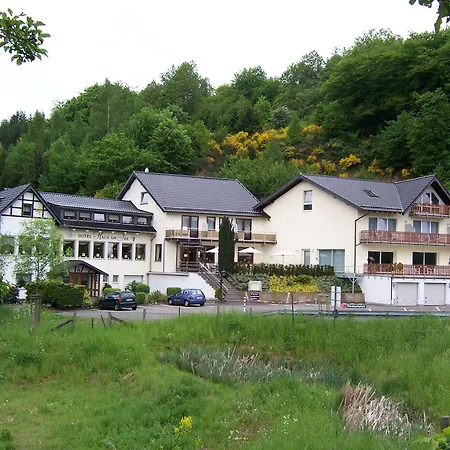 Отель Haus Am Зиммерат